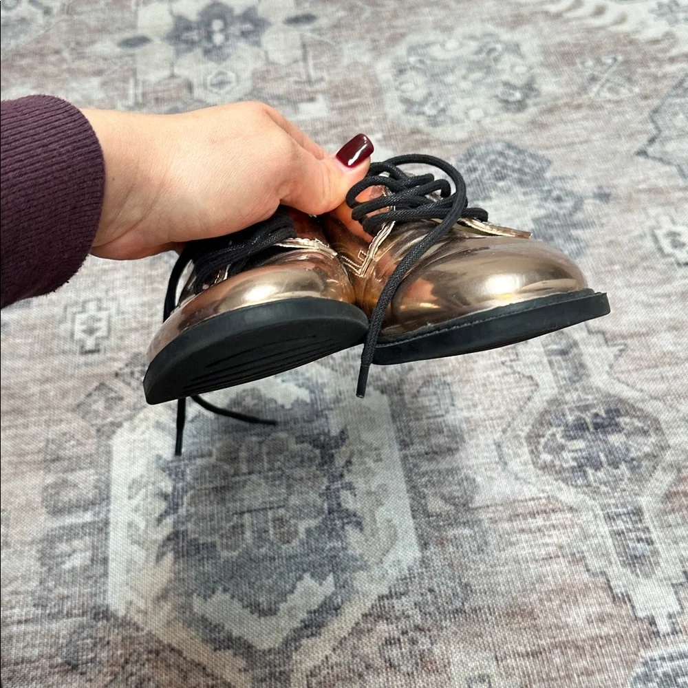 Gap Metallic Bronze Oxford Shoes sz 3